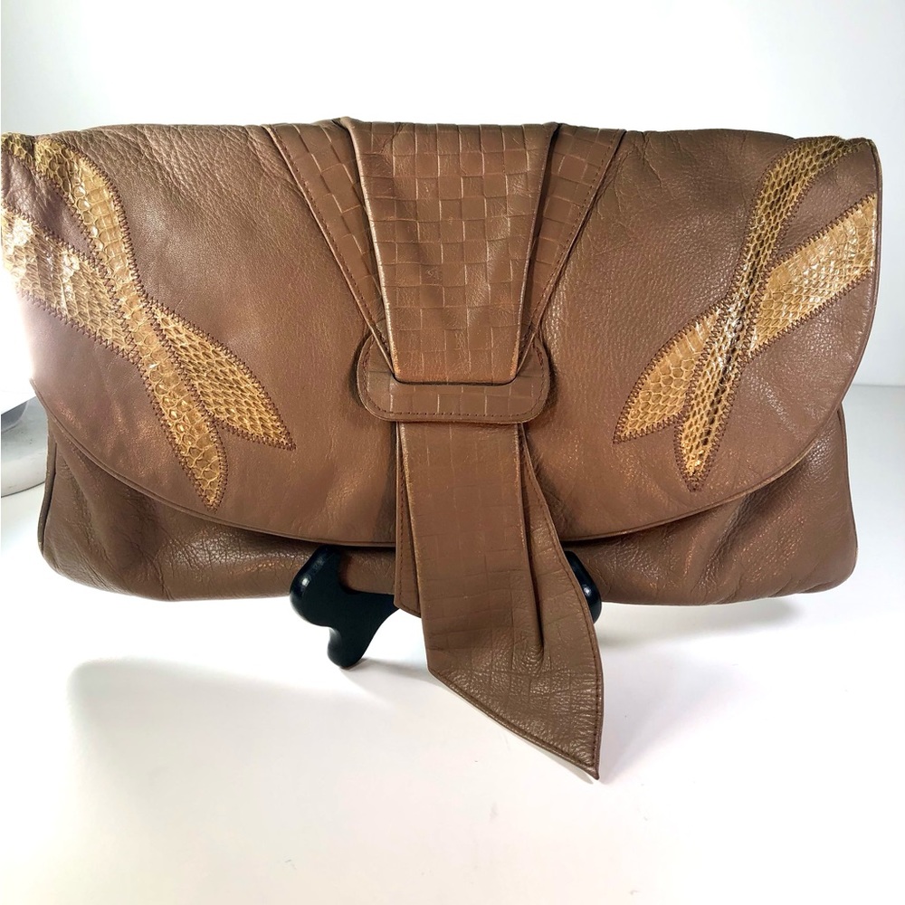 VINTAGE 1980’s LEATHER & SNAKE SKIN LG TAN CLUTCH PURSE Granny Core Y2K Retro